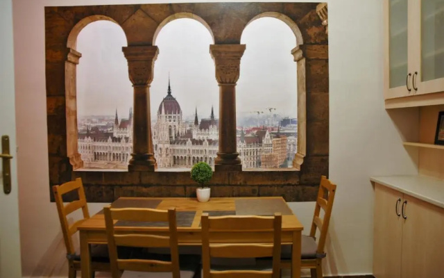 Be A Budapester