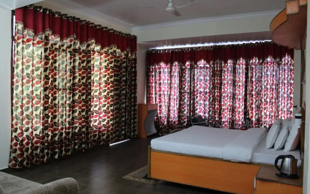 Hotel President