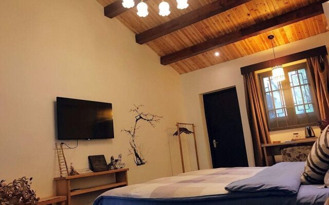 Stone Bamboo Garden Inn