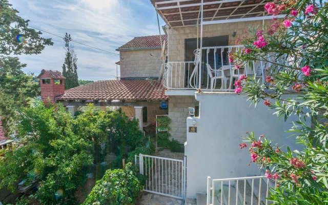 Apartments Mare