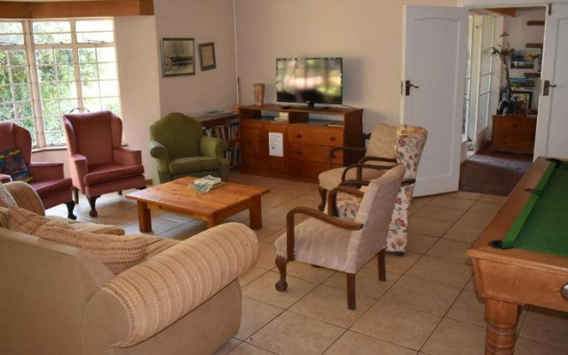 Woodlands Cottages & Camping