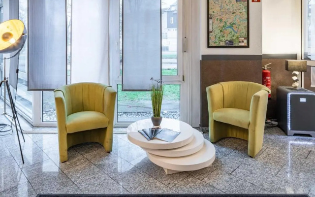 Astoria City Resort
