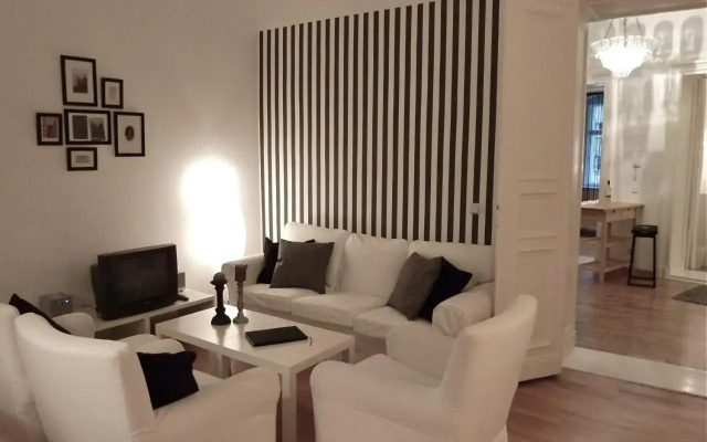 Apartment25