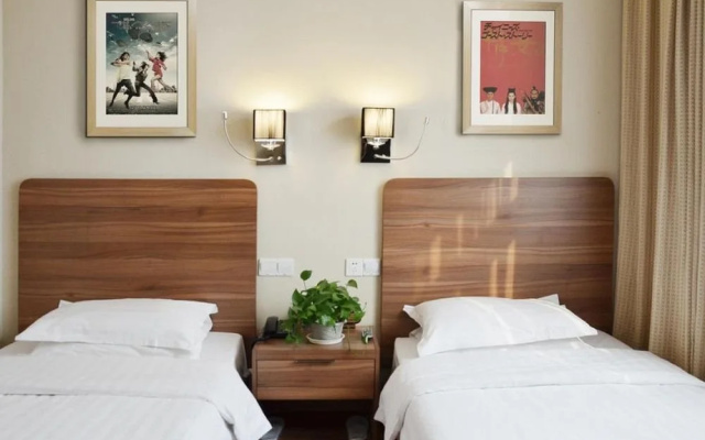 Teenage Dream Hotel