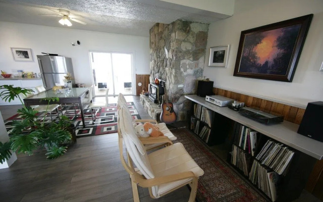 Shangri-La Oceanfront B&B