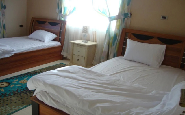 Al Qwafil Suites