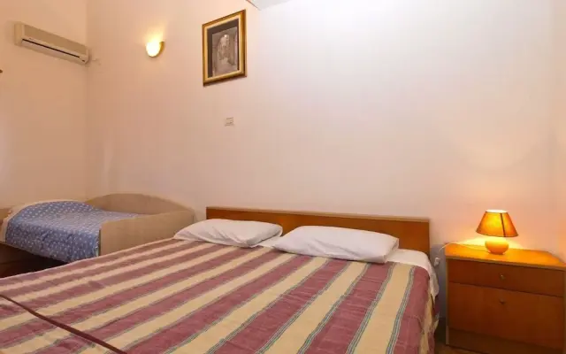 Apartment 1588