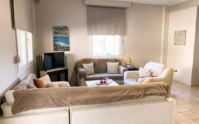 Villa Kenzo 30 metres from the beach