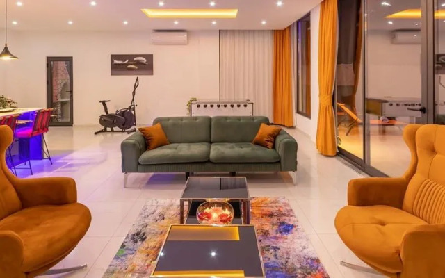 Villa Fariz
