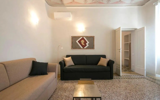 Regis Condo