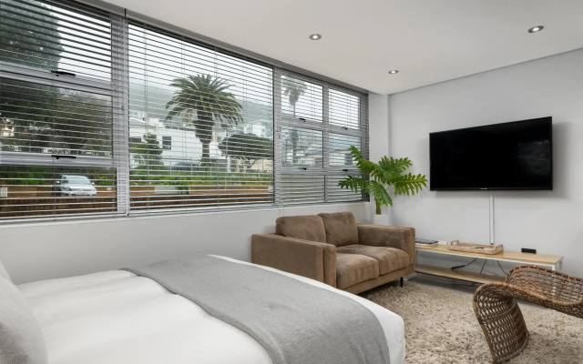 Montclair Apartments