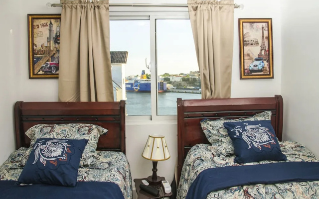 Amazing Waterfront View at Zona Colonial