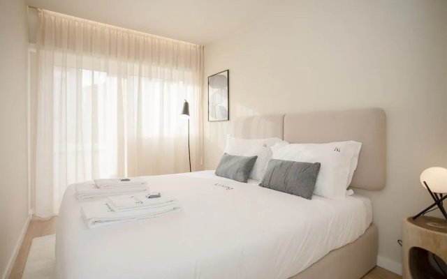 Liiiving in Porto-Uptown Pearl Apartment