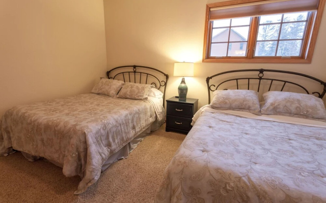 Copperwood #13 - 3 Br Condo