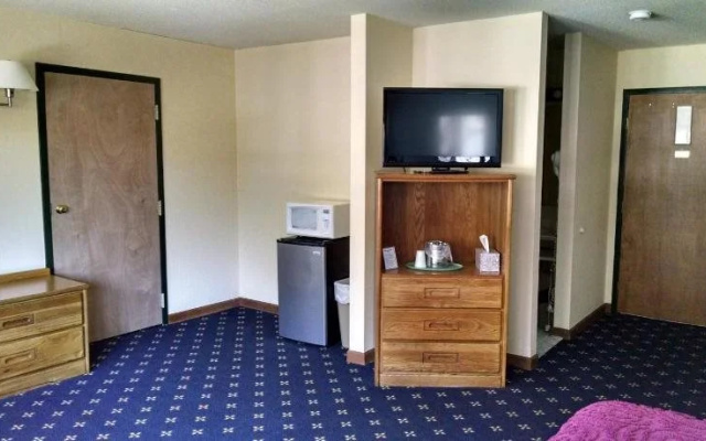 The Niantic Inn