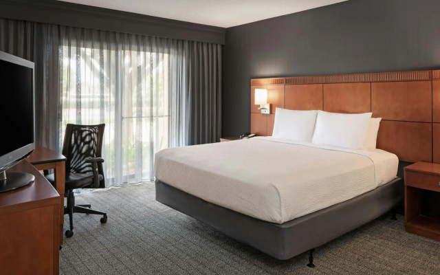 Courtyard by Marriott Anaheim Buena Park