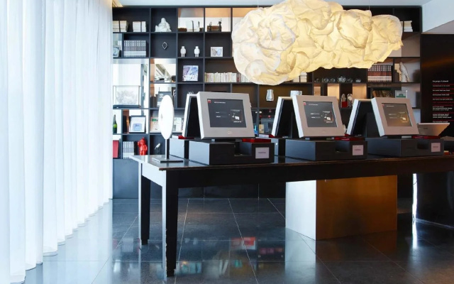 CitizenM Schiphol Airport