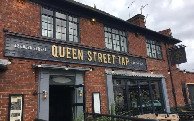 Queen Street Hotel