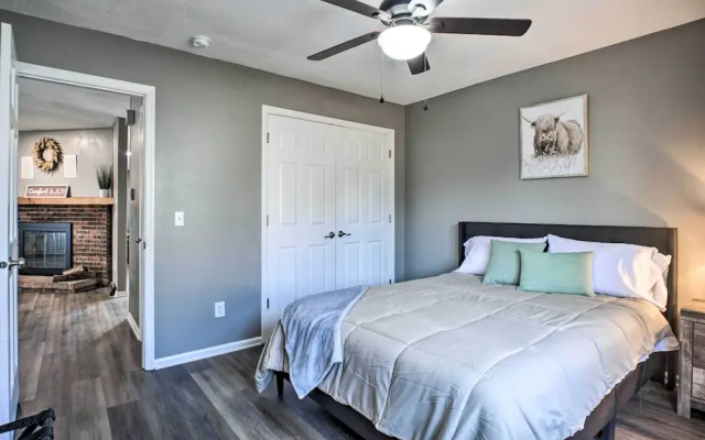 Family-friendly Springfield Home w/ Yard!