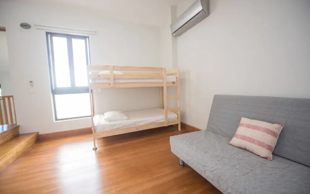 Los Cocos Residences