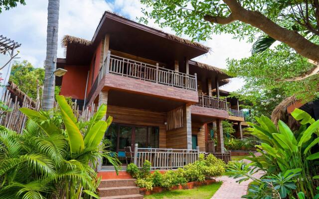 Отель Palm Leaf Resort Koh Tao вид на фасад