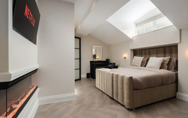 Bold St Aparthotel Book Individually or Book 8!