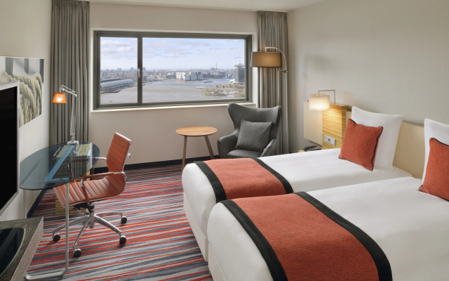 Mövenpick Hotel Amsterdam City Centre