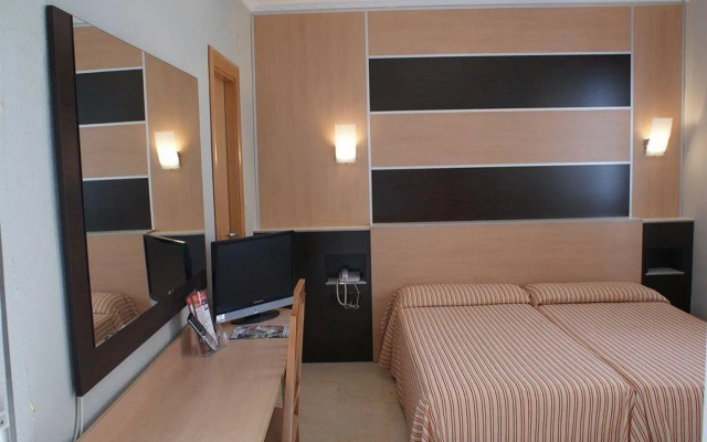 Universal Hotel
