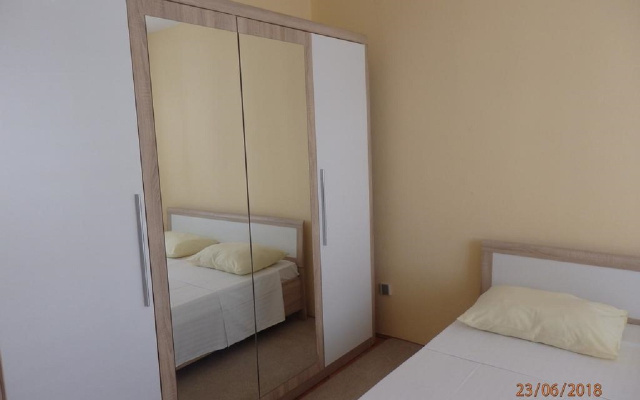 Apartment Antony - free grill: A2 Novalja, Island Pag