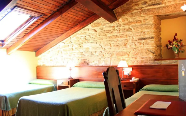 Hostal San Clemente by Pousadas de Compostela