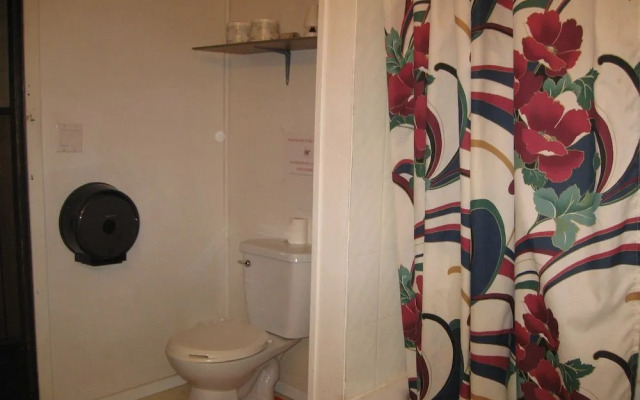 1202 Motor Inn