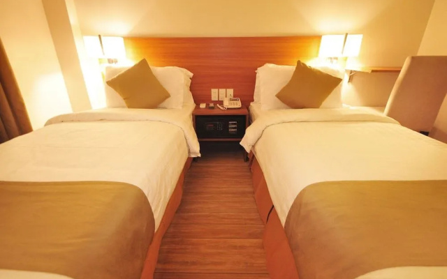 Baypark Inn