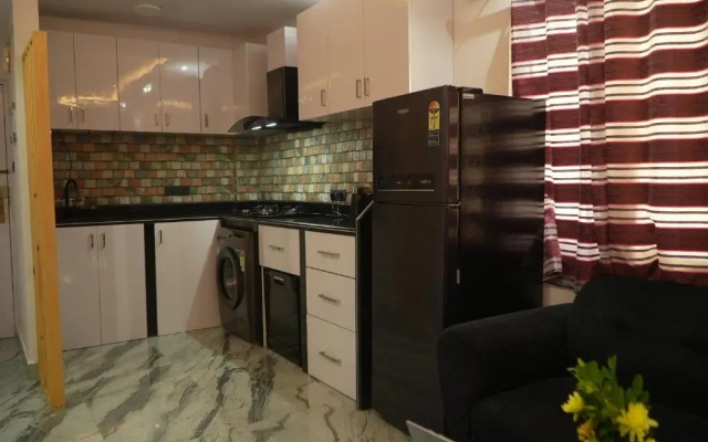 Service Apartment