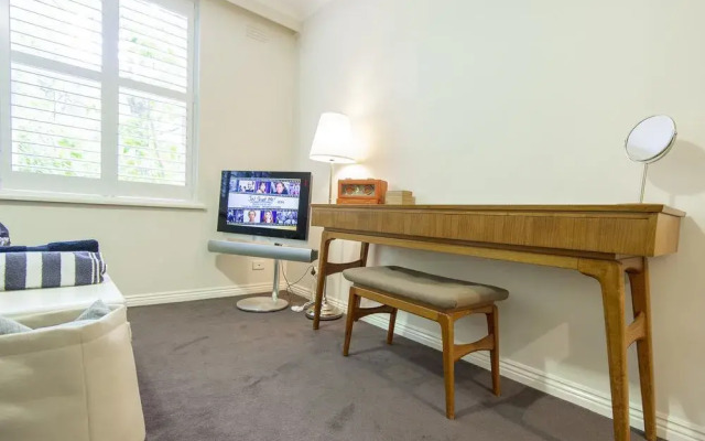 Sweet Caroline