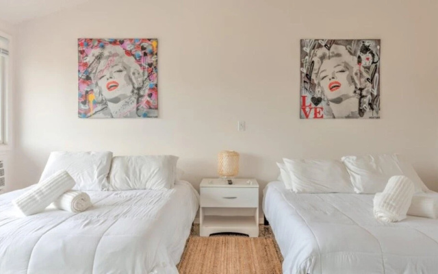 Unit 8 King - Bungalows at Common Ground