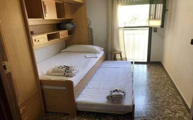 Big One Vilanova Apartment HUTB-015655
