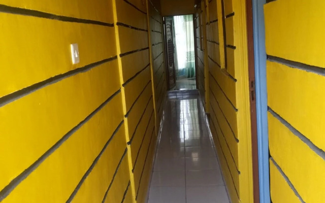 Golden Bay Hotel