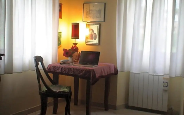Antic Etrurian Inn