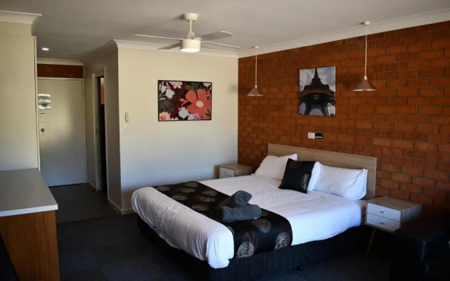 Berrigan Motel