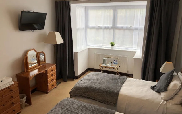 Clee Hotel