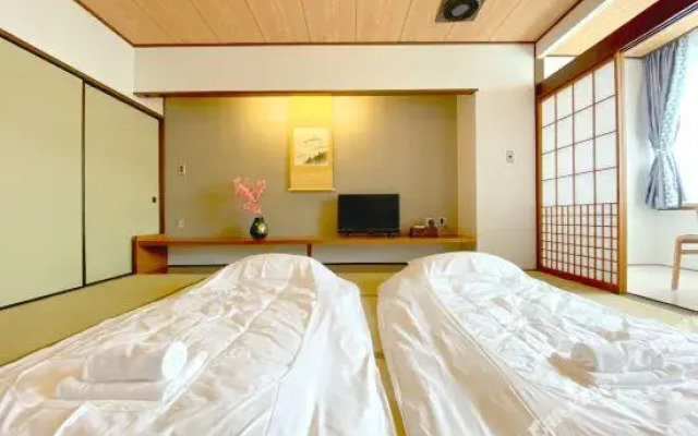 Fuji Yamanakako Resort Hotel