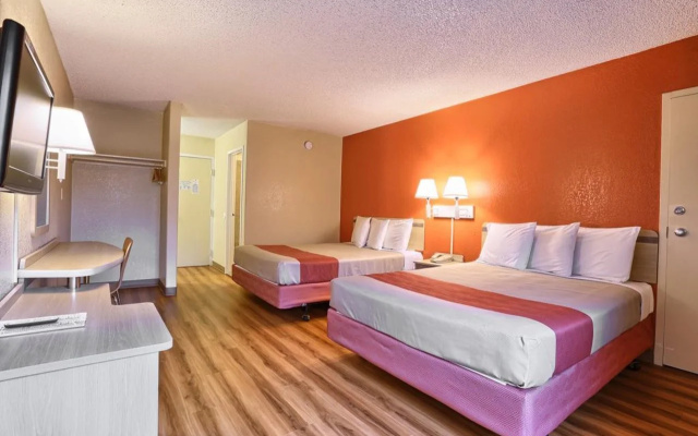 Motel 6 Belmont, CA - San Francisco - Redwood City