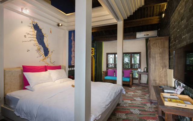 Blossom Hill Inn Lijiang