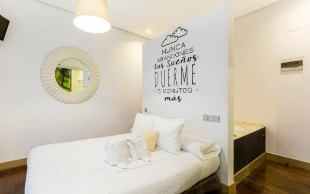 Хостел Pensión Madrid House
