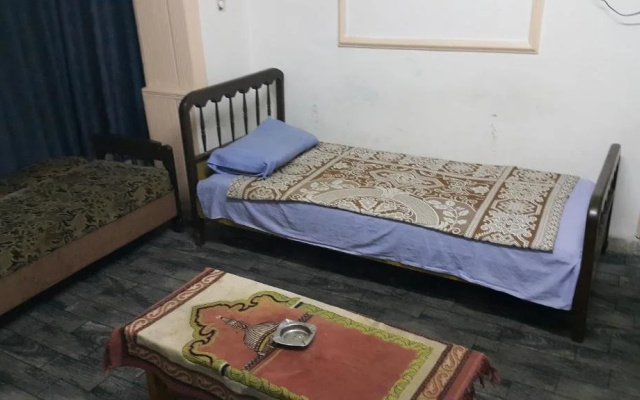Al Adel Hostel