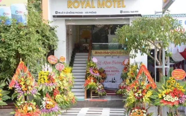 Royal Hotel