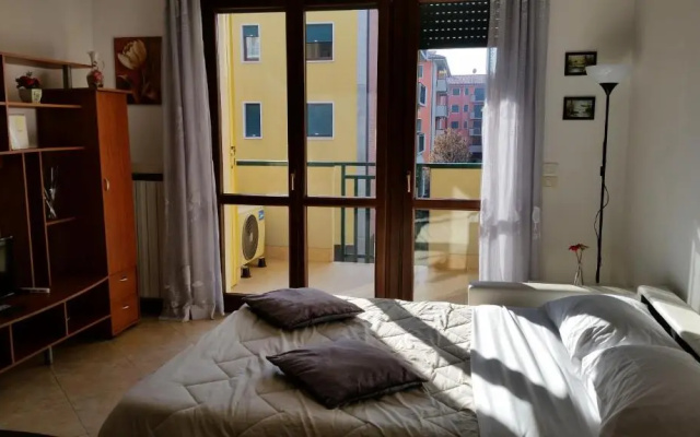 Bilocale via Imola 4