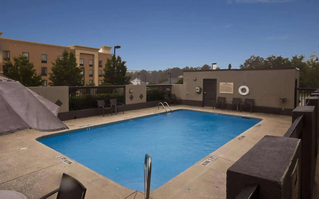 Days Inn by Wyndham Laurel MS