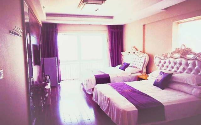 Xinghai Exhibition Center Apartment
