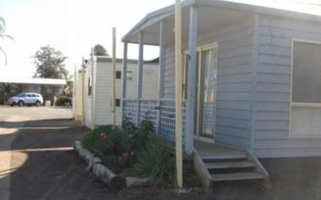 West Wyalong Caravan Park
